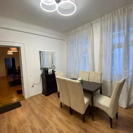 Apartment Poarta Schei *